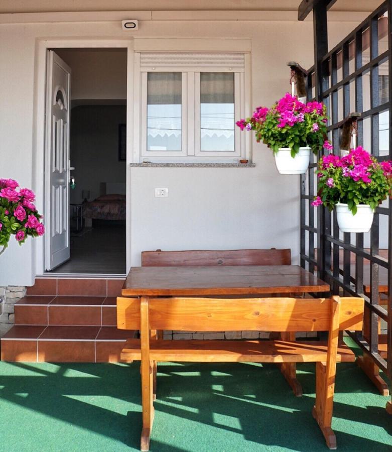 Apartmani Vesna Zambratija  Bagian luar foto